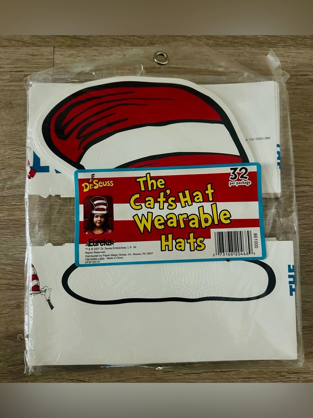 32 Dr. Seuss "The Cat in the Hat" Wearable Paper Hats, Classroom Hats